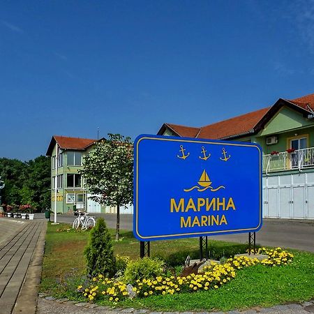 Apartments Marina Apatin Exterior photo